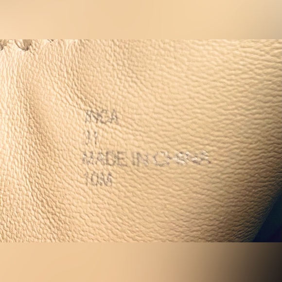 Donald J Pliner Lisa Tan Leather
Ankle Heel Stiletto Bootie & Open Toe - Picture 14 of 15